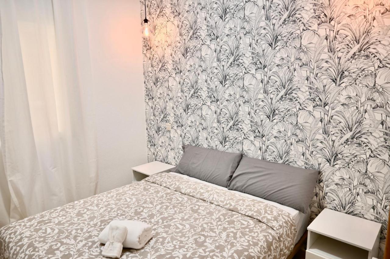For You Rentals Centrico Apartamento Temporal En La Calle Infanta Inf1A Madryt Zewnętrze zdjęcie